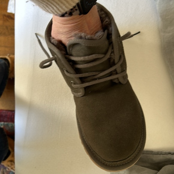 Brand new Ugg desert boots SOLD - Picture 10 of 11